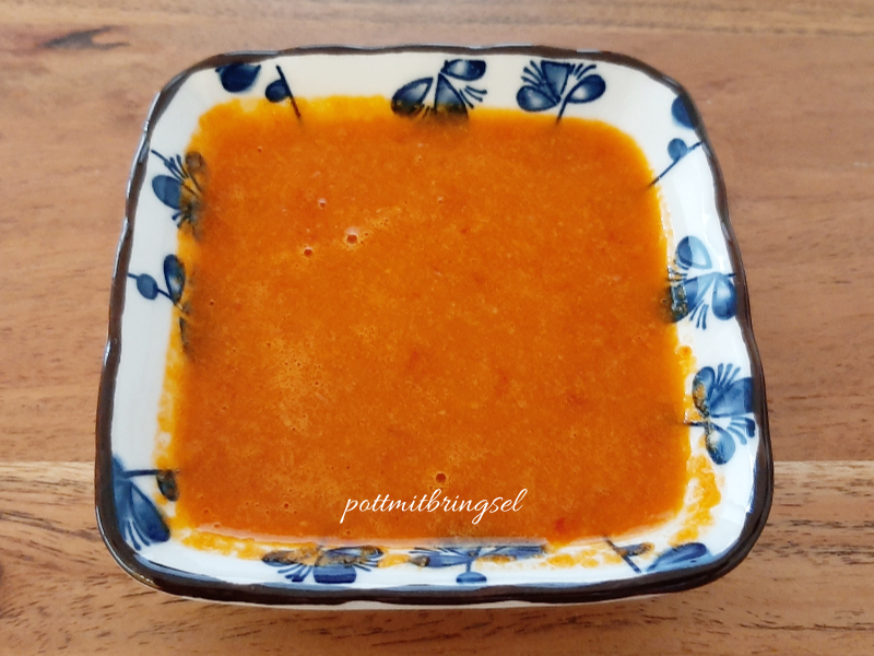 kanarische Kartoffeln (Papas arrugadas) mit Mojo rojo #pottmitbringsel #familienleben #familie #kanarischekartoffeln #kanarischekartoffelnmitmojo #kanarischeküche #kanarischekartoffel #kartoffeln #mojorojo #lecker #leckeressen #essen #leckererezepte #mahlzeit #gutenappetit #soulfood #veggie #foodblogger #myfood #instafood #foodie #cooking #goodfood #ohnefleisch #schmeckt #cooking #heuteaufmeinemteller #myfood #urlaubsfood #urlaubsessen